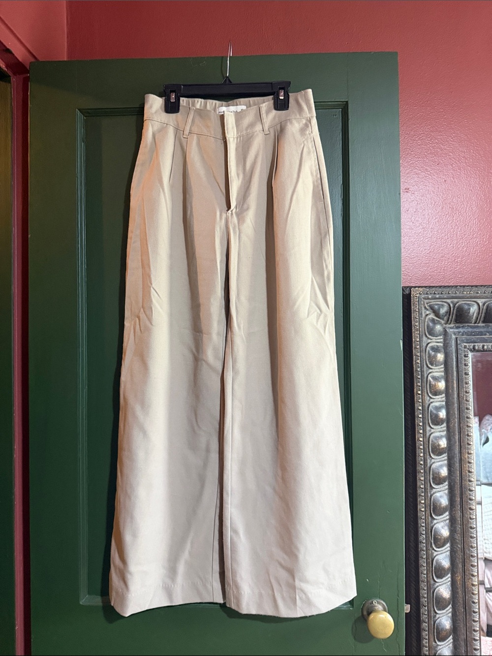 Abercrombie & Fitch Wide-Leg Chino Pants - Light Beige